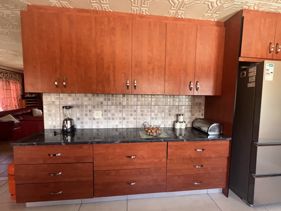 3 Bedroom Property for Sale in Heiderand Western Cape